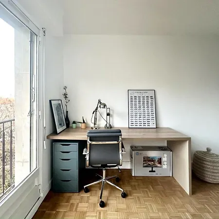 Le Feudon - Grand 2 Pieces Avec Balcon Et Parking Prive * Saint-Cloud